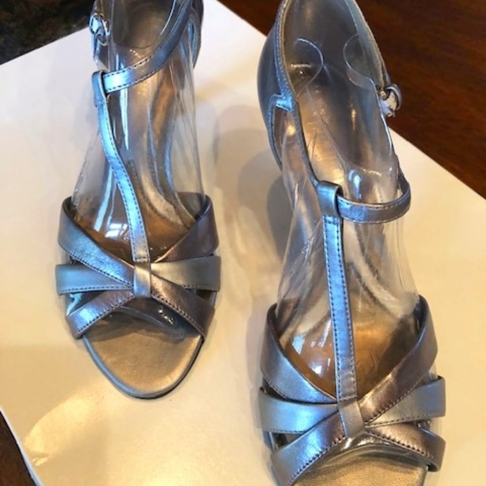 Neutralizers  Comfort Strappy 3" heel in Silvertone